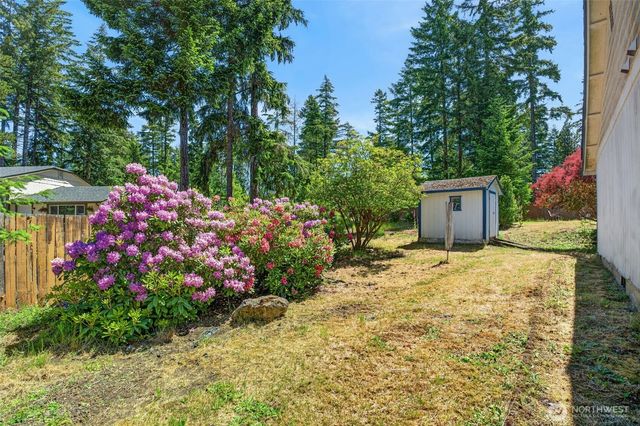 51 E Lambeth Way, Shelton, WA 98584