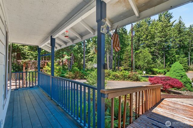 51 E Lambeth Way, Shelton, WA 98584