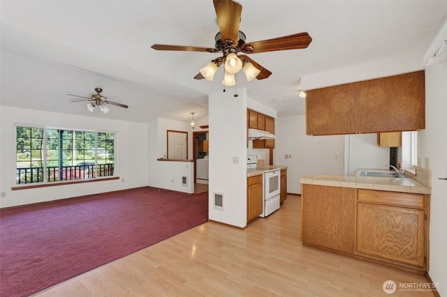 51 E Lambeth Way, Shelton, WA 98584