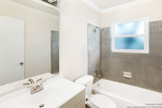 9902 Lorene Ln, San Antonio, TX 78216