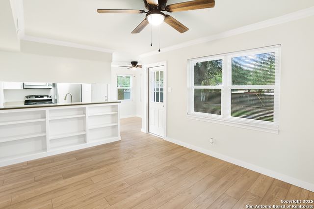 9902 Lorene Ln, San Antonio, TX 78216