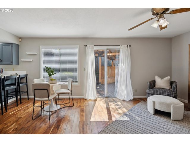 11445 Sw WOODLEE HEIGHTS Ct, Portland, OR 97219