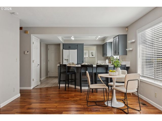 11445 Sw WOODLEE HEIGHTS Ct, Portland, OR 97219