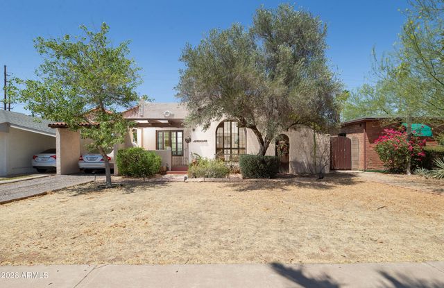 1606 W LYNWOOD Street, Phoenix, AZ 85007