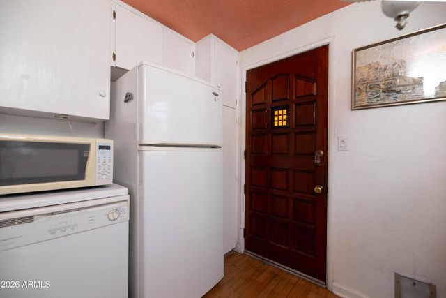 1606 W LYNWOOD Street, Phoenix, AZ 85007