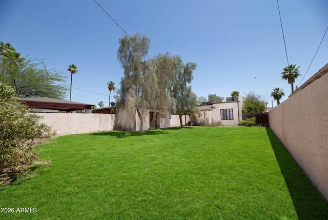 1606 W LYNWOOD Street, Phoenix, AZ 85007