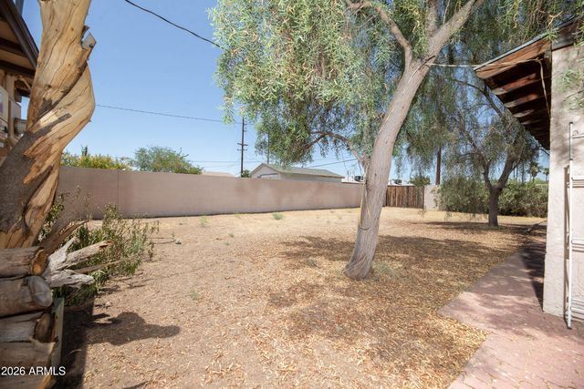 1606 W LYNWOOD Street, Phoenix, AZ 85007