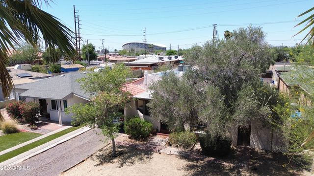 1606 W LYNWOOD Street, Phoenix, AZ 85007