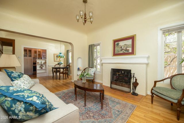 1606 W LYNWOOD Street, Phoenix, AZ 85007