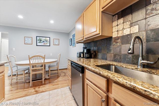 475 S Adams Road, Birmingham, MI 48009