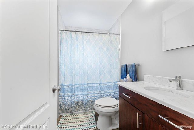 475 S Adams Road, Birmingham, MI 48009