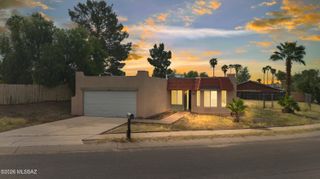8280 N Suwannee Drive, Tucson, AZ 85741