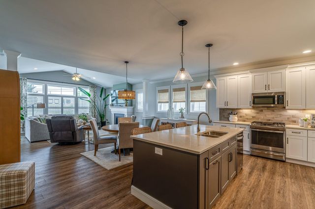 1820 EMERALD WAY, Mount Joy, PA 17552