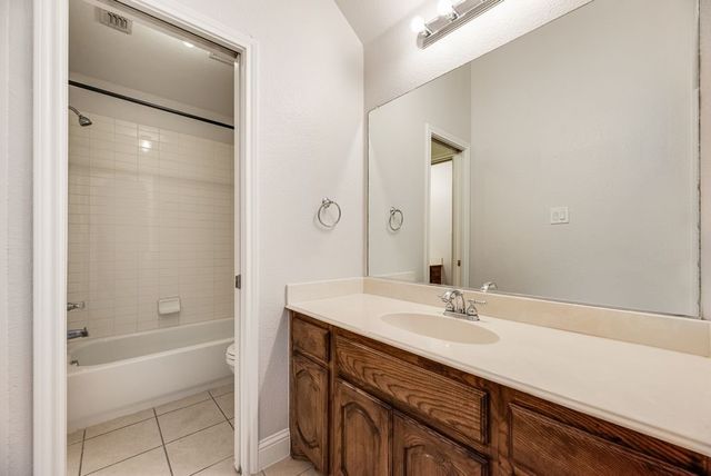 1640 Fence Post Drive, Fort Worth, TX 76052