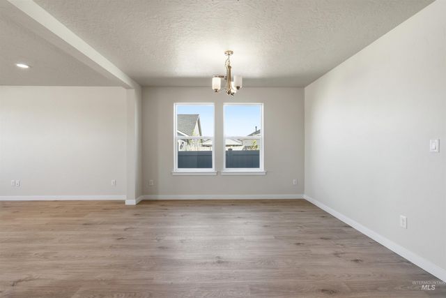 7640 E Meriwether Dr, Nampa, ID 83687