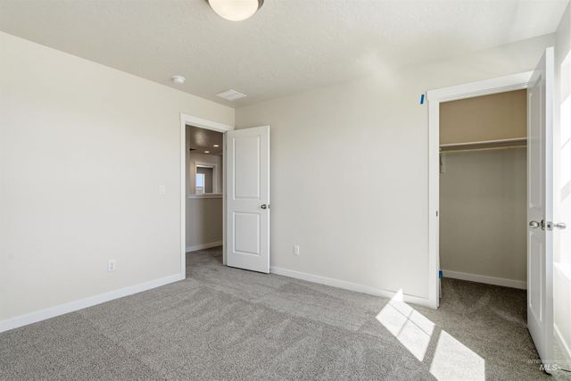 7640 E Meriwether Dr, Nampa, ID 83687