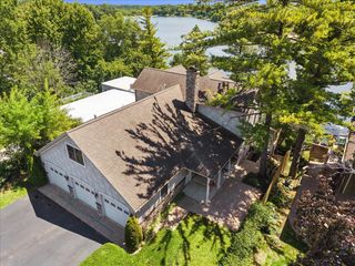 113 Hilltop Drive, Lake In The Hills, IL 60156