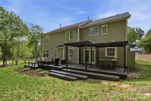 8606 Driscoll Court, Charlotte, NC 28269