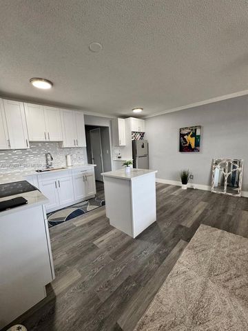 2111 NE 56th St 206, Fort Lauderdale, FL 33308