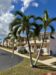 2111 NE 56th St 206, Fort Lauderdale, FL 33308