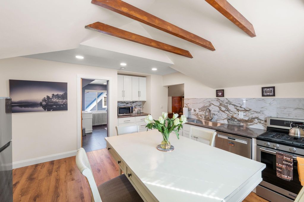 2707 Garfield Avenue 3, Minneapolis, MN 55408