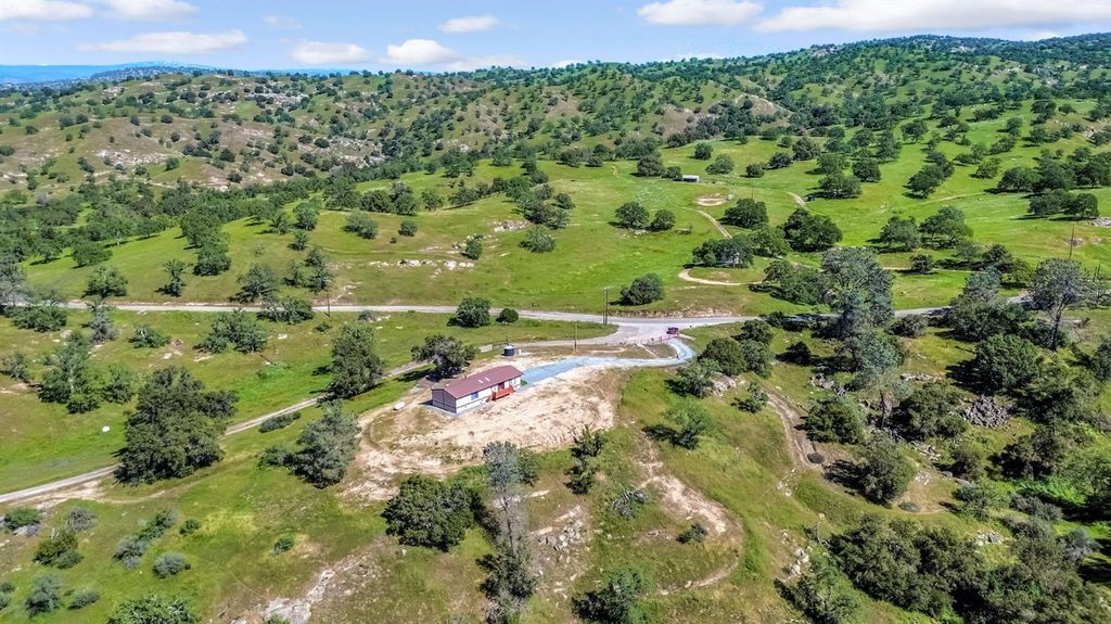 Image 35 of property listing at 27062 Road 400, Madera, CA 93636