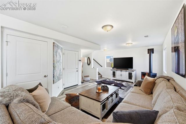 6048 Ashmore Lane, Colorado Springs, CO 80927