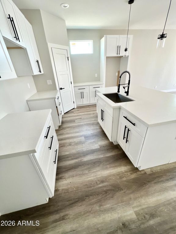 2537 E SOUTHGATE Avenue, Phoenix, AZ 85040 — photo 2