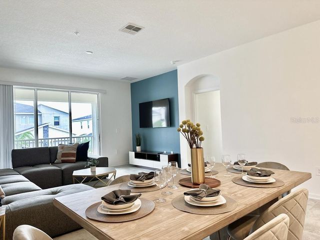 8867 CABOT CLIFFS DRIVE 104, Davenport, FL 33896