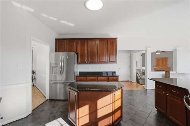 2505 Unbridled LN, Virginia Beach, VA 23456