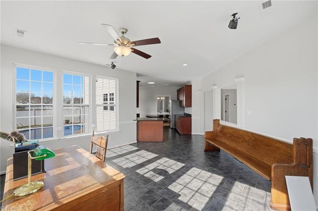 2505 Unbridled LN, Virginia Beach, VA 23456