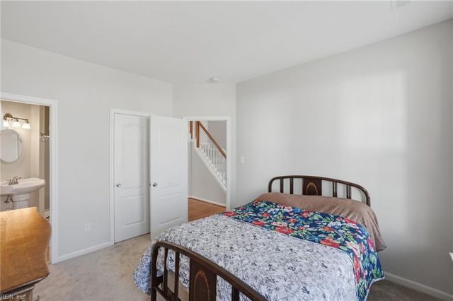 2505 Unbridled LN, Virginia Beach, VA 23456