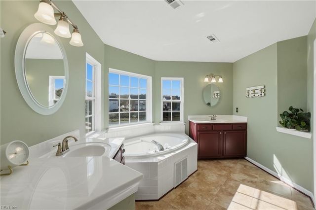 2505 Unbridled LN, Virginia Beach, VA 23456