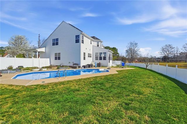 2505 Unbridled LN, Virginia Beach, VA 23456