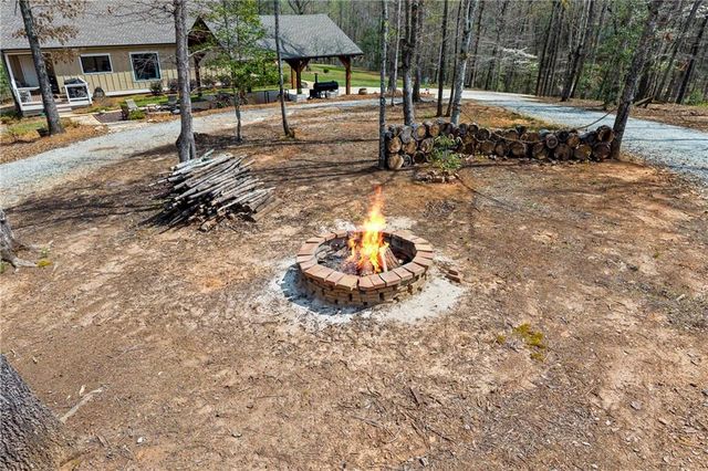 5240 Highway 17, Clarkesville, GA 30523