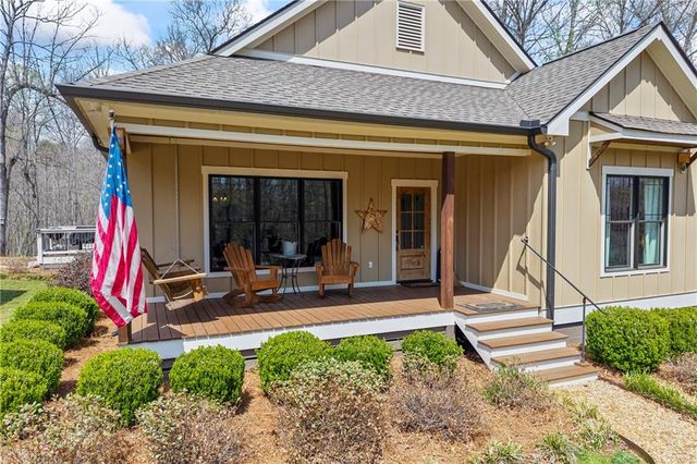 5240 Highway 17, Clarkesville, GA 30523