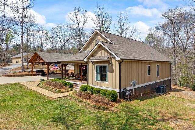 5240 Highway 17, Clarkesville, GA 30523