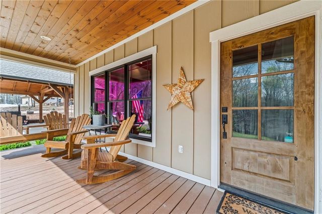 5240 Highway 17, Clarkesville, GA 30523