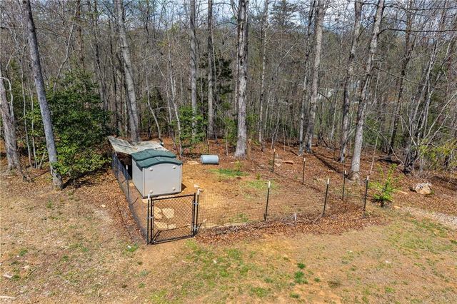 5240 Highway 17, Clarkesville, GA 30523