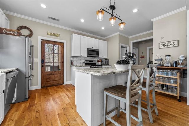 5240 Highway 17, Clarkesville, GA 30523