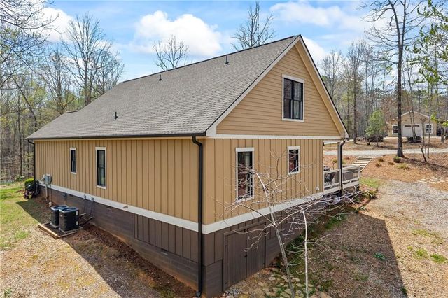 5240 Highway 17, Clarkesville, GA 30523