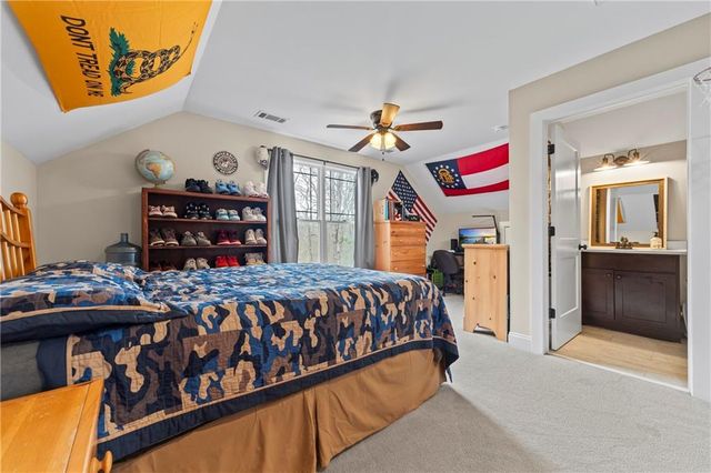 5240 Highway 17, Clarkesville, GA 30523