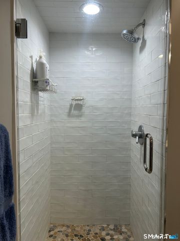 29 Heritage Village D, Southbury, CT 06488