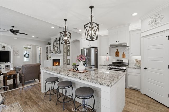 2709 Colony Vista Court, Bryan, TX 77808