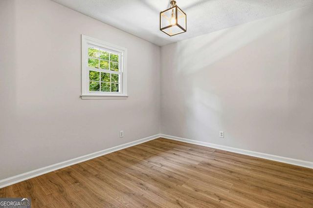 1132 Mary Lee Lane SW, Lilburn, GA 30047