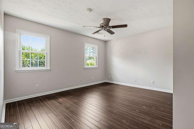 1132 Mary Lee Lane SW, Lilburn, GA 30047