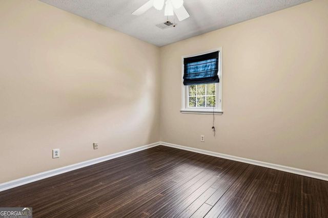 1132 Mary Lee Lane SW, Lilburn, GA 30047