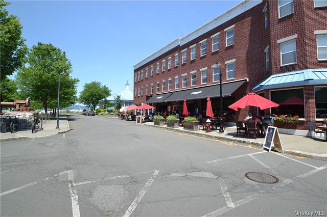 318 Harbor Cove 318, Piermont, NY 10968