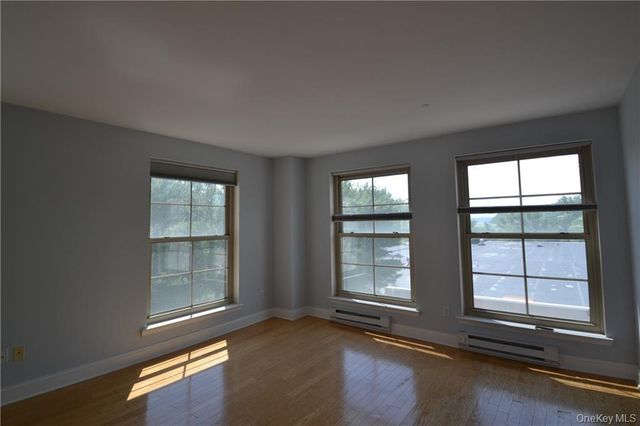318 Harbor Cove 318, Piermont, NY 10968