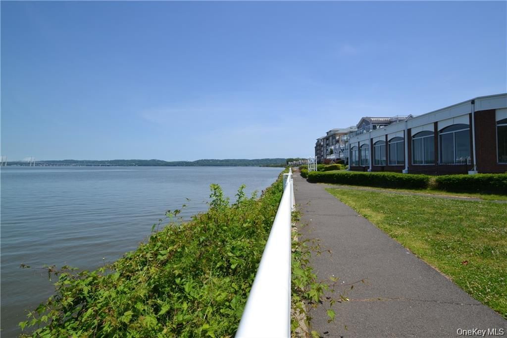318 Harbor Cove 318, Piermont, NY 10968 — photo 2
